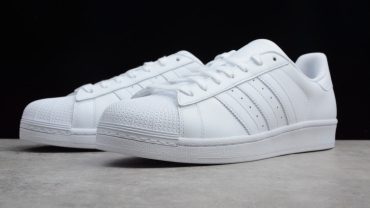 cách làm sạch giày trắng không cần giặt