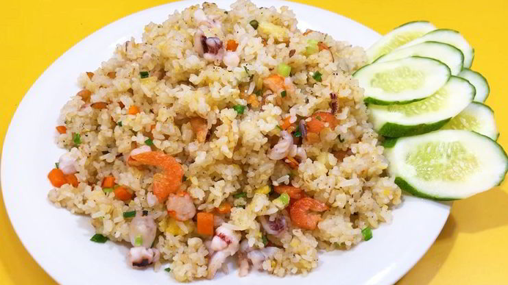 cách làm cơm chiên hải sản