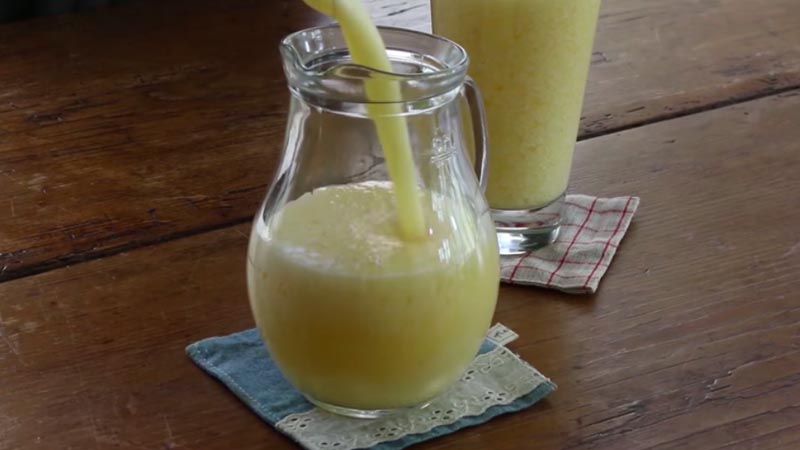 cách làm sinh tố dứa 4