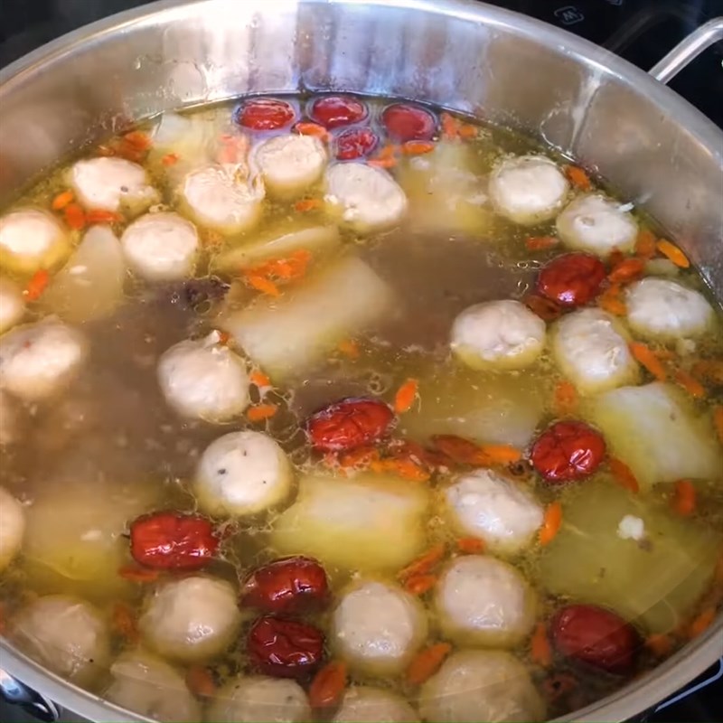 lẩu đuôi bò thuốc bắc