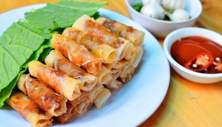 Chả ram tôm đất - đặc sản nên thử qua khi đi du lịch Quy Nhơn